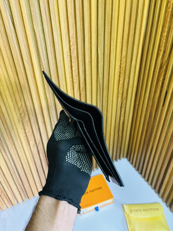 LOUIS VUITTO N BLACK PREMIUM QUALITY WALLET