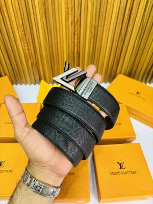 LOUIS VUITTO N PREMIUM QUALITY REVERSIBLE BELT