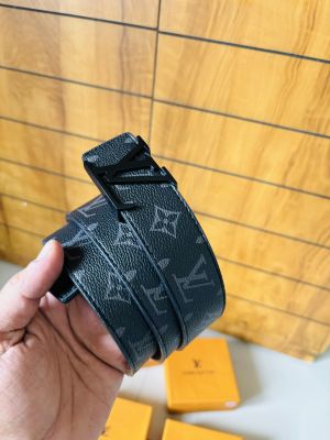 LOUIS VUITTO N PREMIUM QUALITY BELT